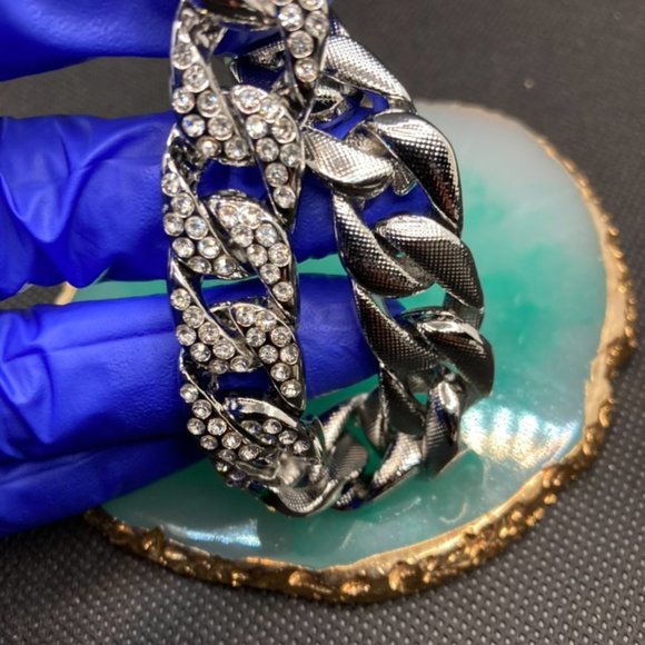 18k Gold Iced Out Bracelet - Picture 3 of 12